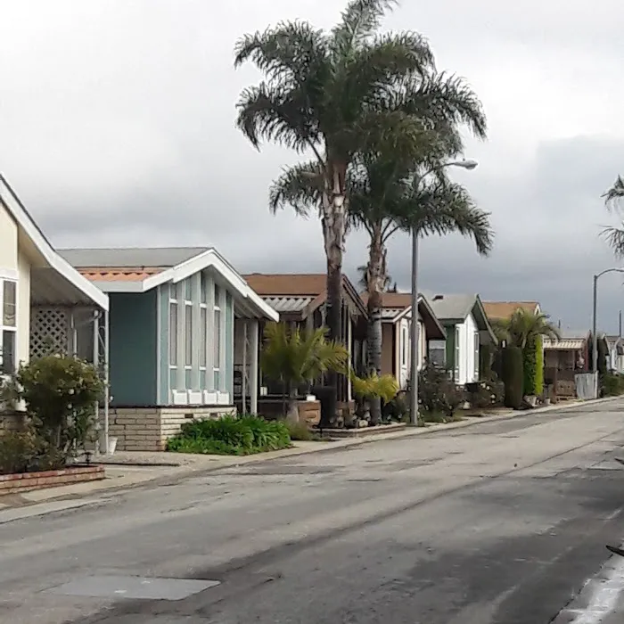 Dominguez Hills Estates Picture 3