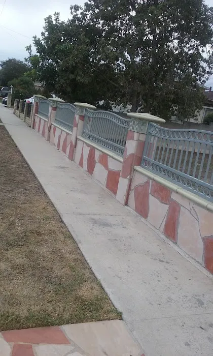Vera Carson Mobile Home Park Picture 2