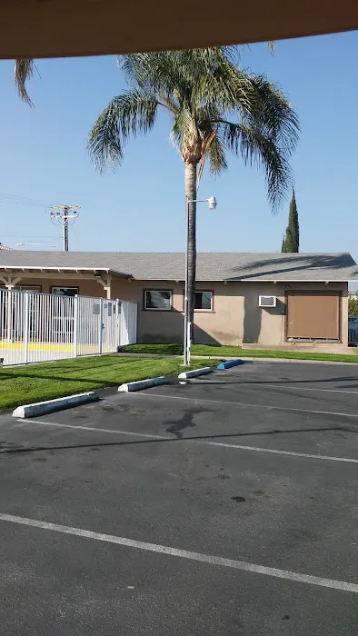 Thunderbird Mobile Park Picture 4