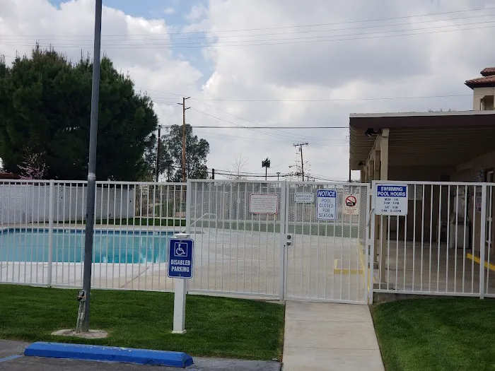 Thunderbird Mobile Park Picture 7