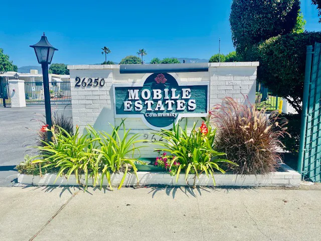 Mobile Estates Picture 1