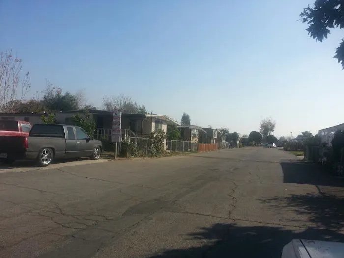 Fairway Mobile Home Estates Picture 1