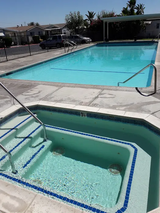 Pacific Palms Mobile Home Park Picture 5