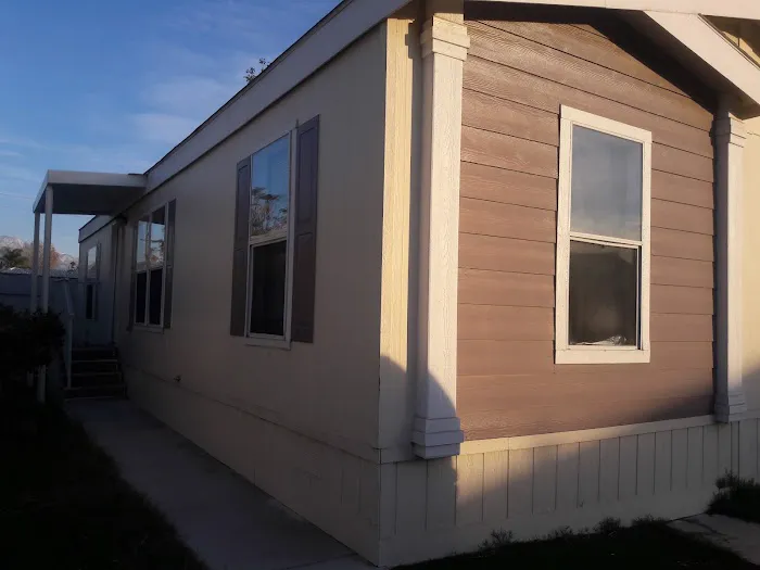 Pacific Palms Mobile Home Park Picture 8