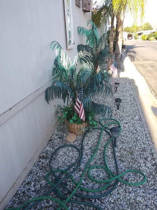 Hillside Mobilehome Estates Picture 6