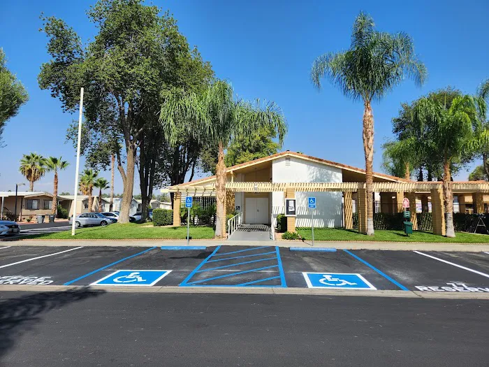 Lake Perris Village Picture 8