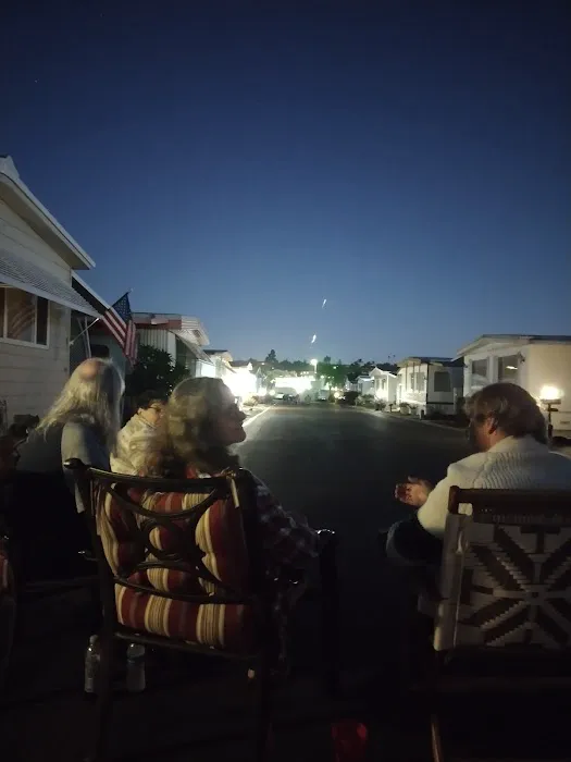 VISTA VILLAGE MOBILE HOME PARK Picture 4