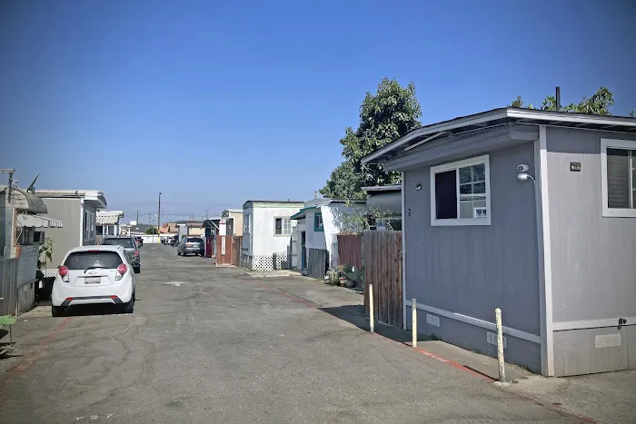Gardena Mobile Home Park Picture 2