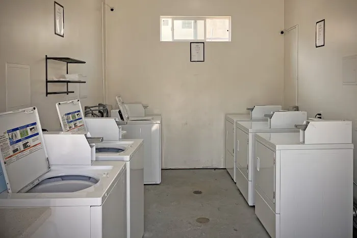 Gardena Mobile Home Park Picture 3
