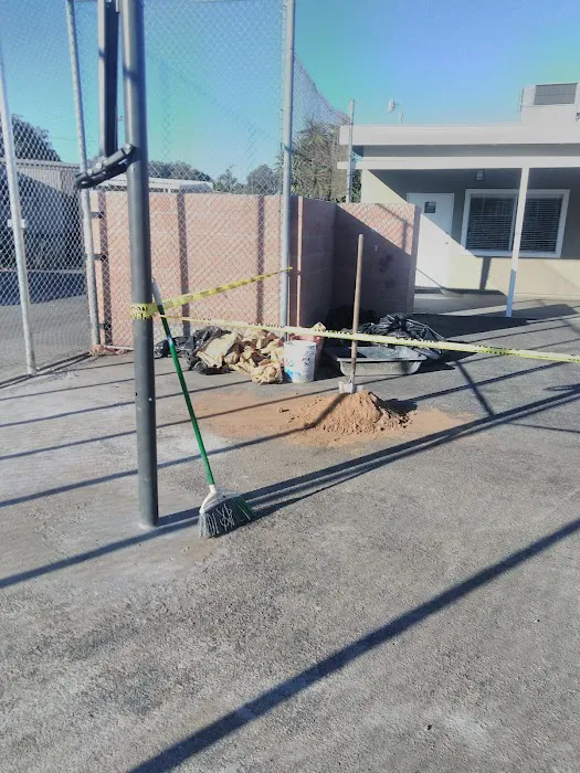 Laco Mobile Home Park Picture 3