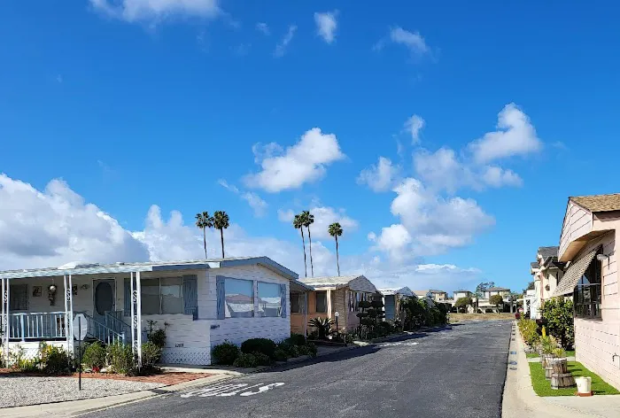 San Rafael Mobile Home Park Picture 4