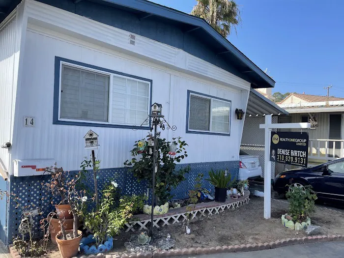 Coast Mobile Home Park Picture 9