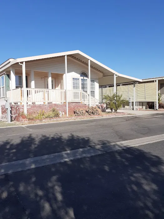 Littletons Mobile Home Park Picture 5