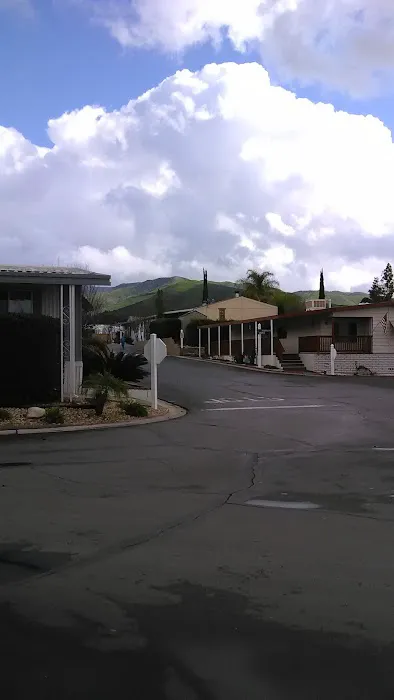 Friendly Hills Mobile Estates Picture 10
