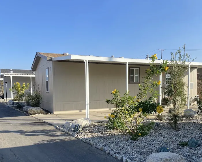 Las Palomas Estates Picture 1