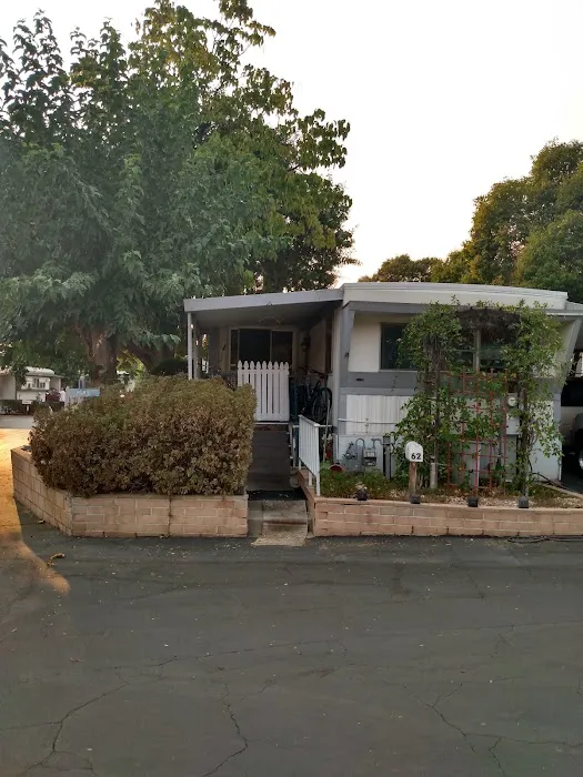 Big Oak Gardens Mobile Home Park Picture 7