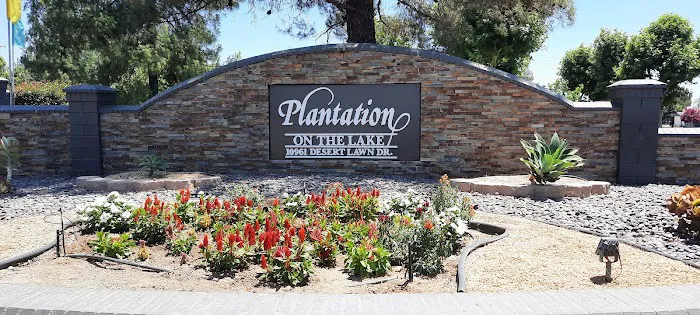 Plantation On the Lake Picture 2