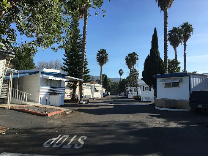 EZ Living Mobile Home Park Picture 5
