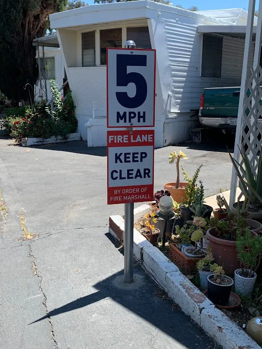 EZ Living Mobile Home Park Picture 1