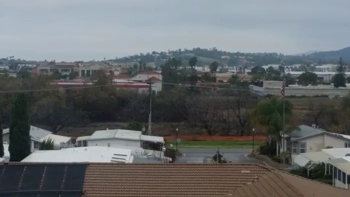 Lakeview Mobile Estates Picture 3
