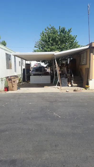 Centinela Trailer Park Picture 3