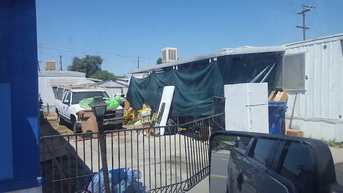 Centinela Trailer Park Picture 2