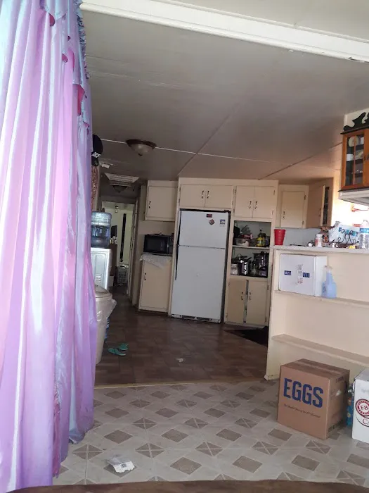 Knollwood Mobile Home Estates Picture 6