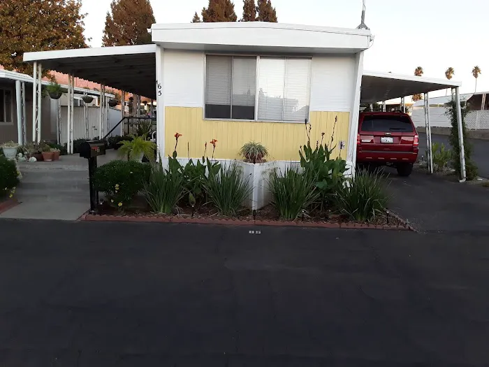 Californian Mobile Estates Picture 9
