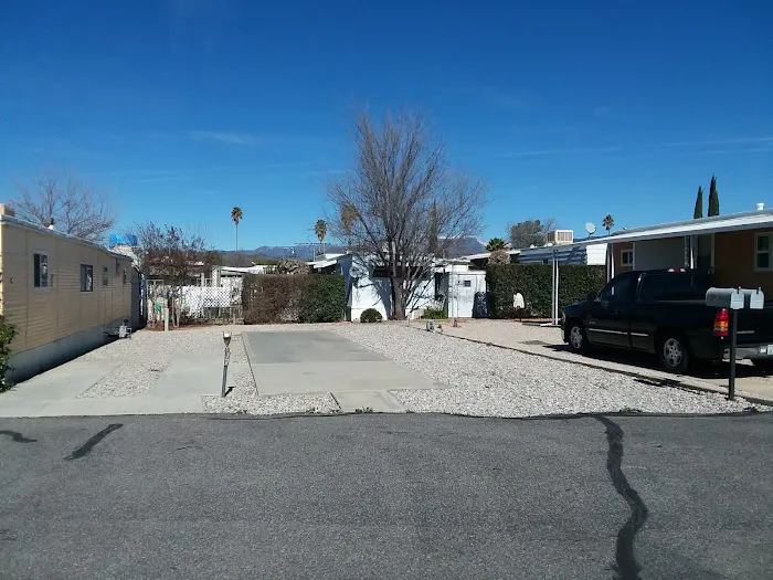Valley Breeze Mobile Home Park Picture 8