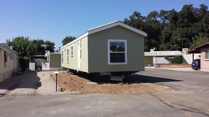 Valley Breeze Mobile Home Park Picture 6