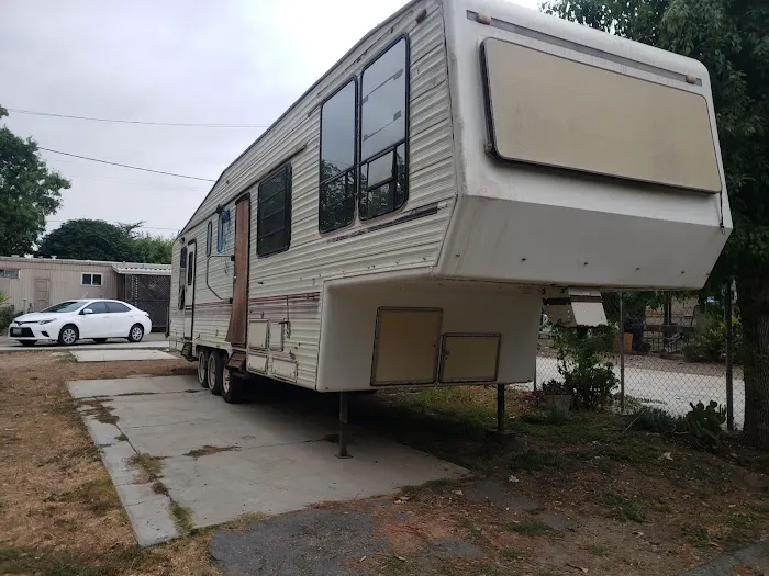 Pioneer Mobile Village Picture 9