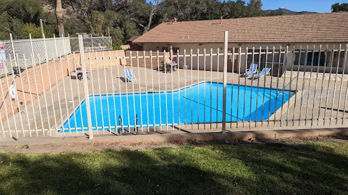 Valley Oaks Mobile Home Park Picture 1