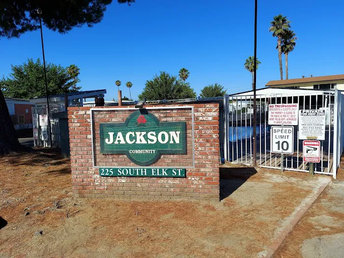 Jackson Mobile Home Park Picture 9