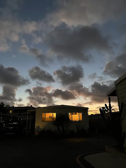 Riviera Mobile Home & RV Park Picture 1