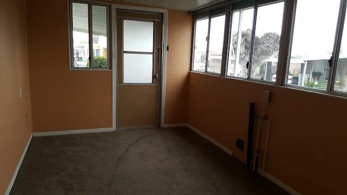 HOME- Carriage Trade Manor Picture 1