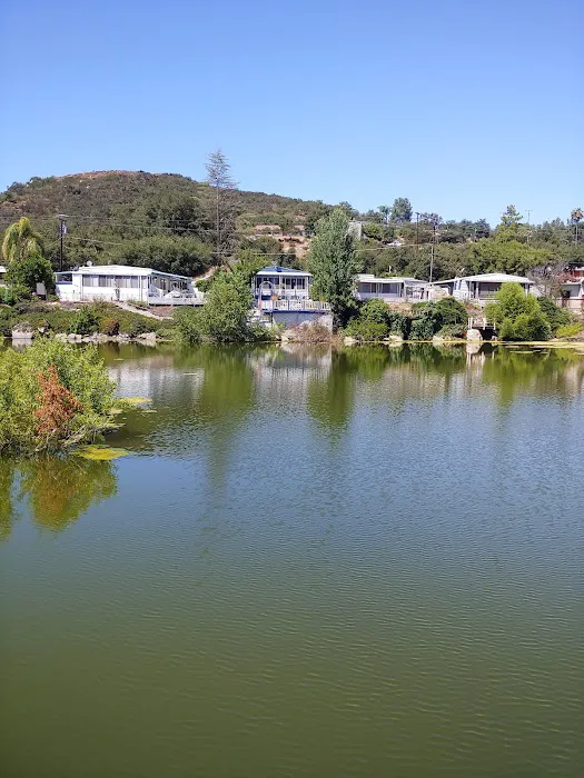 Hide-Away Lake Mobile Estates Picture 2