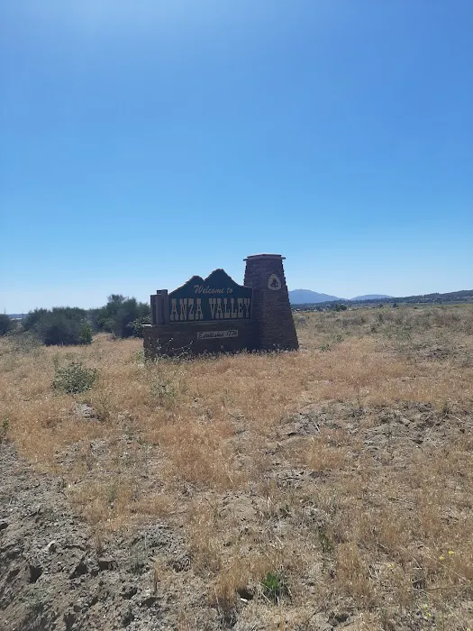 Anza Pines Mobile Home Park Picture 1
