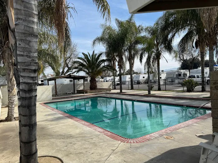 Gilbert Hemet Valley RV Park Picture 6