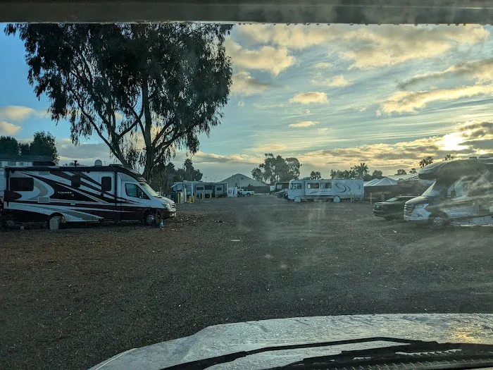 Del Mar Fairgrounds Surf & Turf RV Park Picture 1
