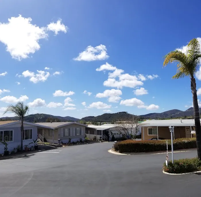 Villa Madeira Senior Mobile Home Community Picture 7