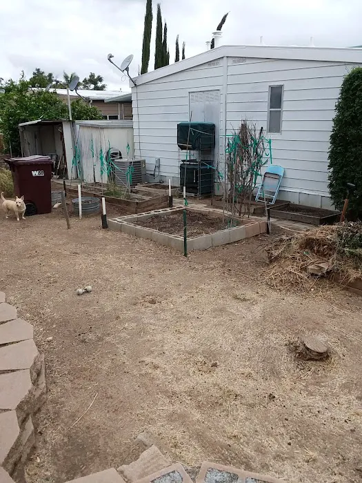 Linda Vista Mobile Home Ests Picture 3