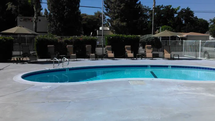Tradewinds Mobile Lodge Picture 2