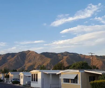 Tradewinds Mobile Lodge