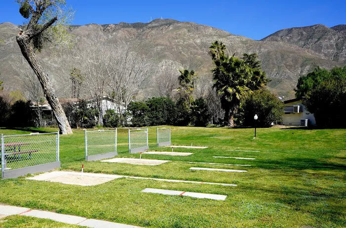 Country Lake Mobile Home Community Picture 3