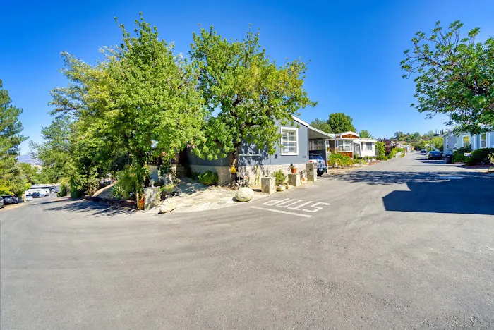 Woodland Park Estates Picture 8