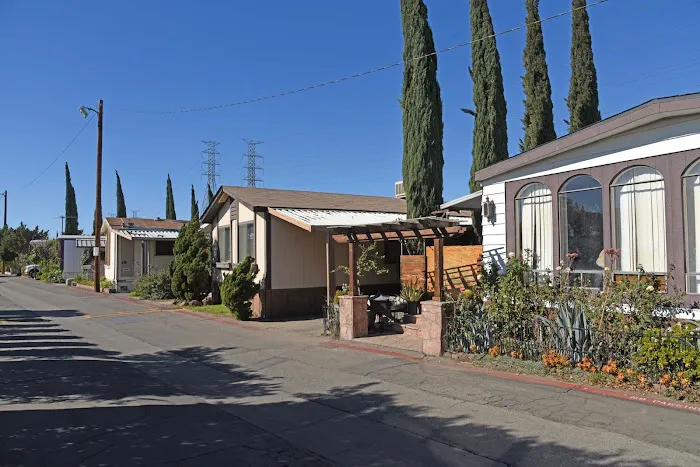 Laurel Canyon MHE Picture 9