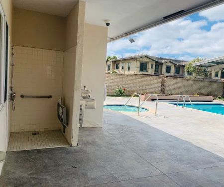 Poinsettia Senior & Family Mobilehome Parks