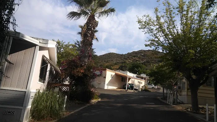 Pleasant Valley Mobile Park Picture 8