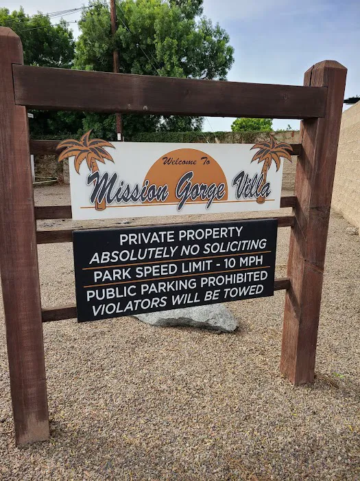 Mission Gorge Villa Picture 8