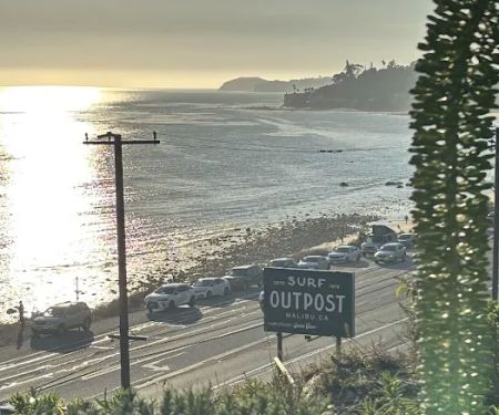Surf Outpost - Malibu Campground